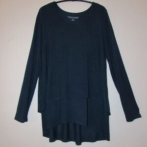 Layered tunic in dark turquoise blue